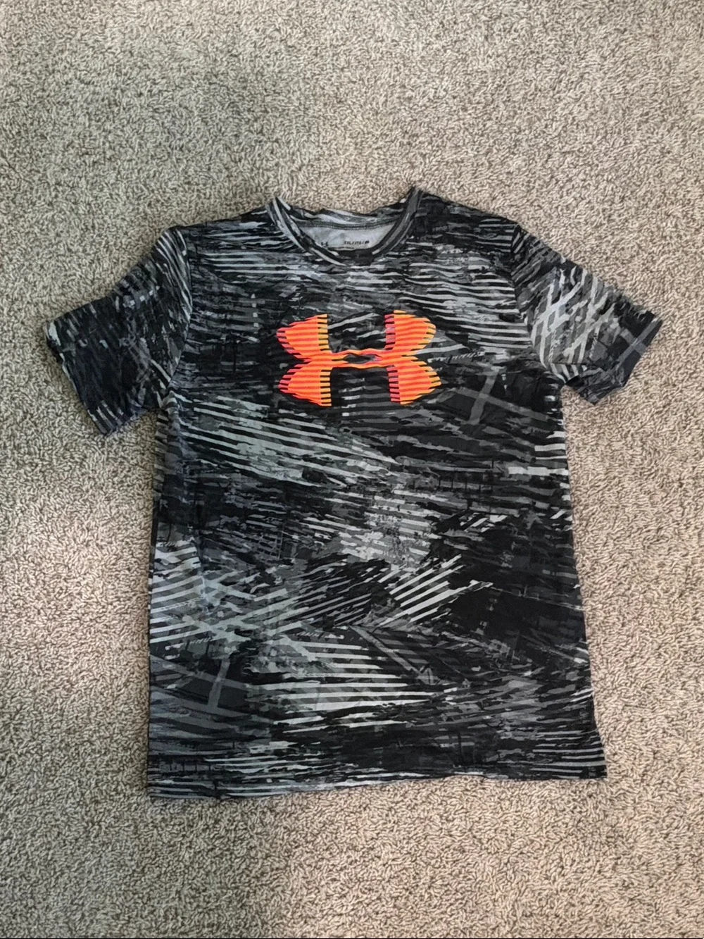 Under Armour Black & Orange Graphic Short Sleeve Tee